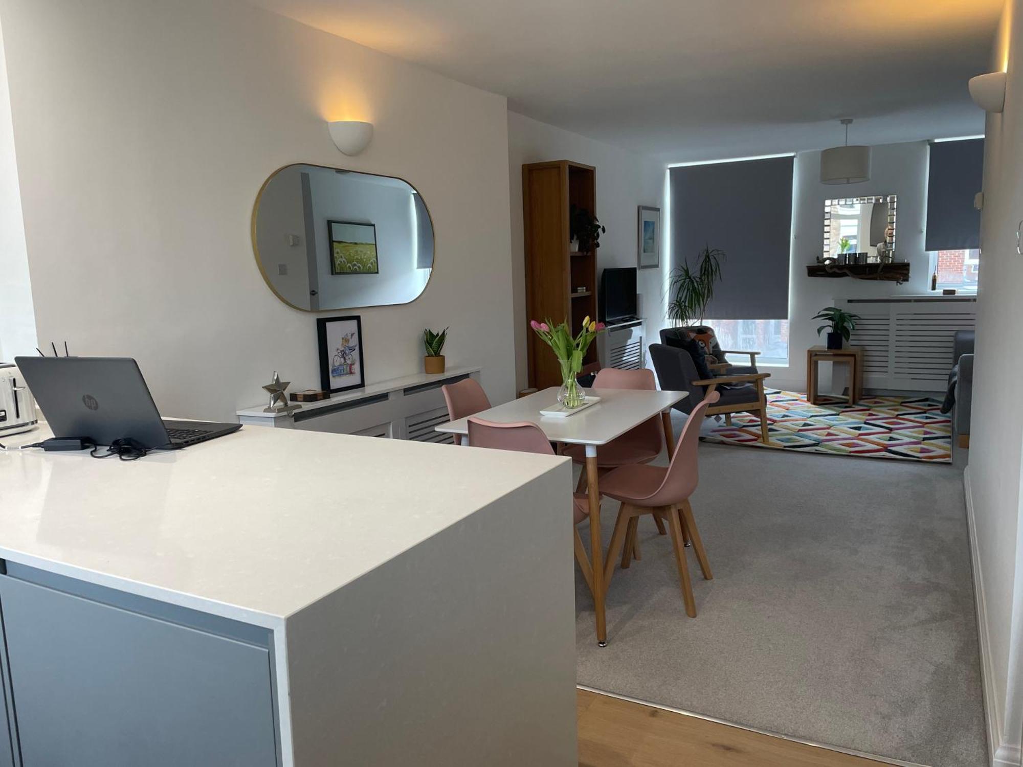 Apartmán Modern And Comfortable Flat With Private Parking Oxford Exteriér fotografie